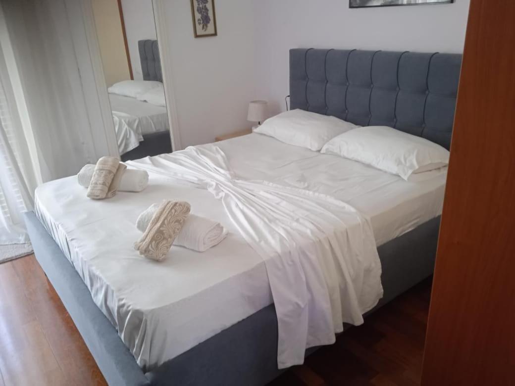 Vila N Dervishi Avlonya Dış mekan fotoğraf